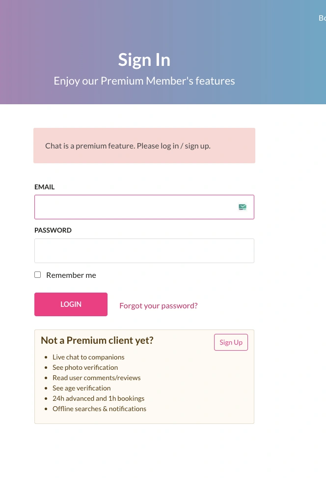 Smooci sign-in page stating that chat is a Premium feature and listing member benefits
