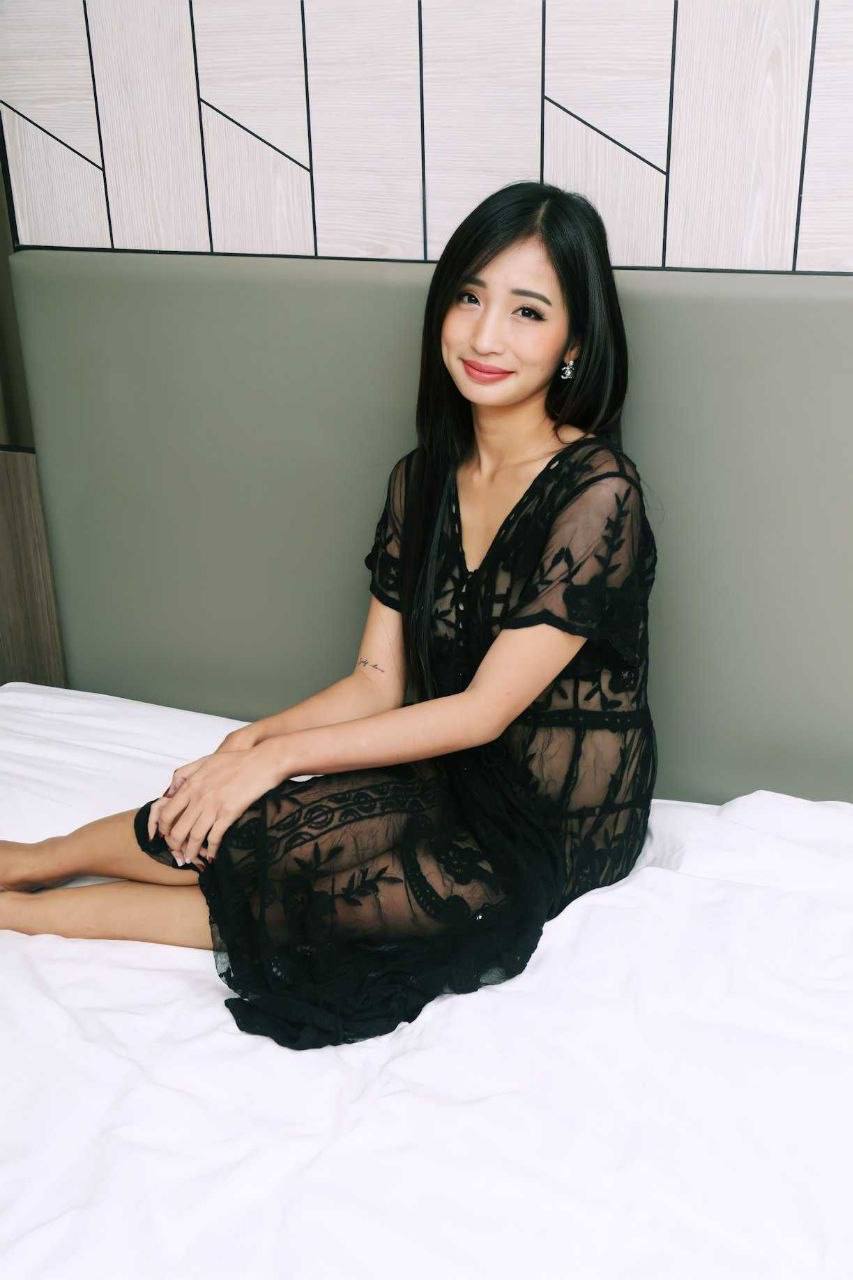 Maui Manila escort