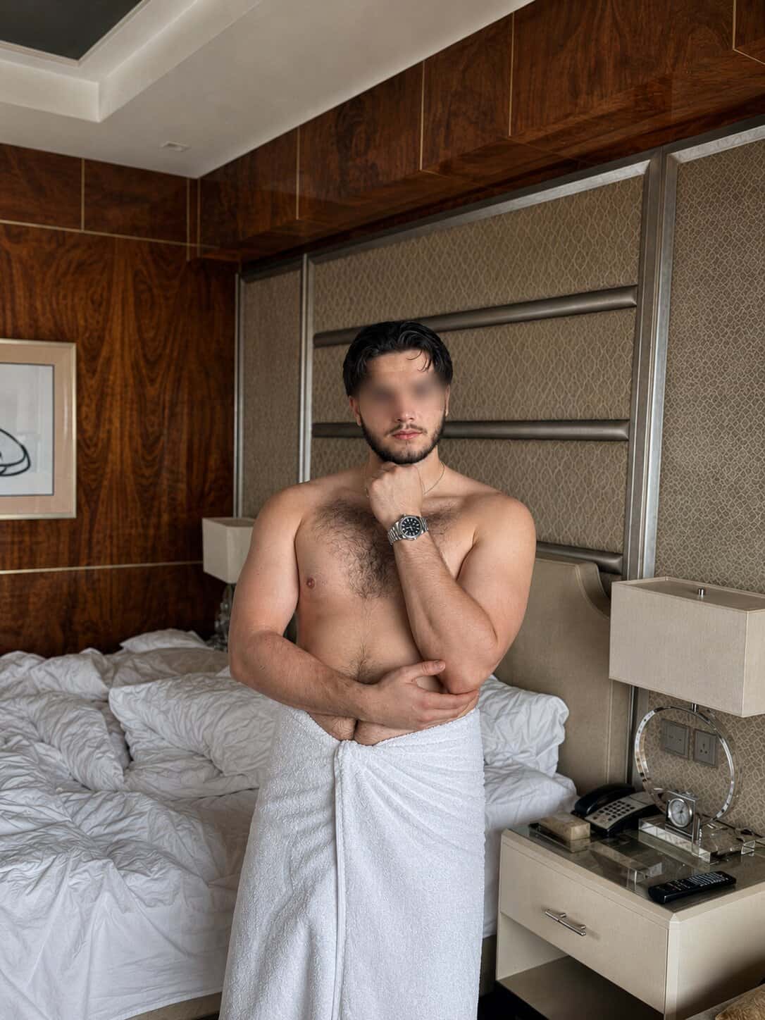 The Solomon male Manila escort companion