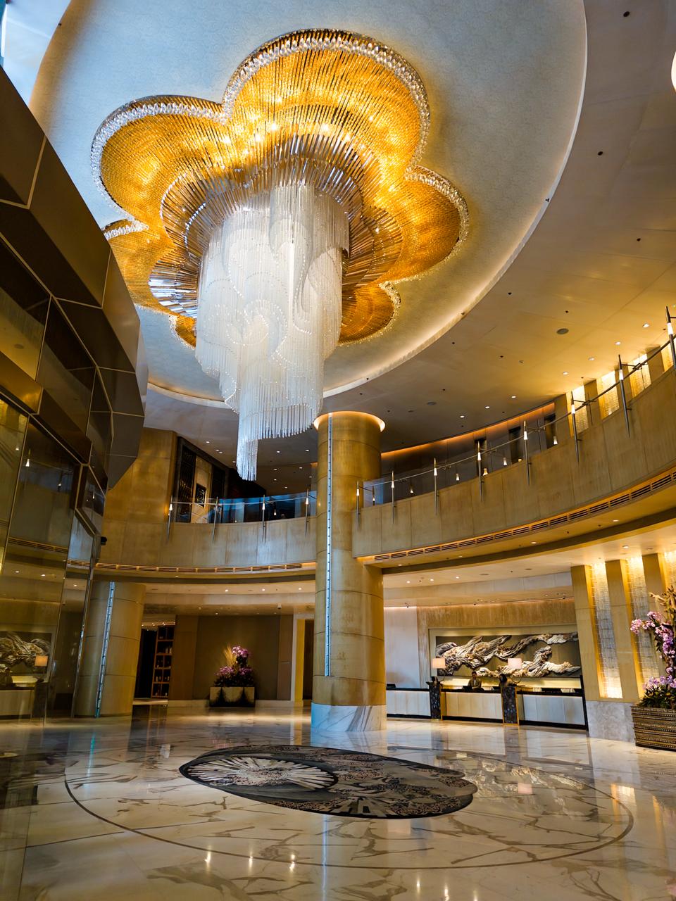 Lobby interior with chandelier at Shangri-La The Fort